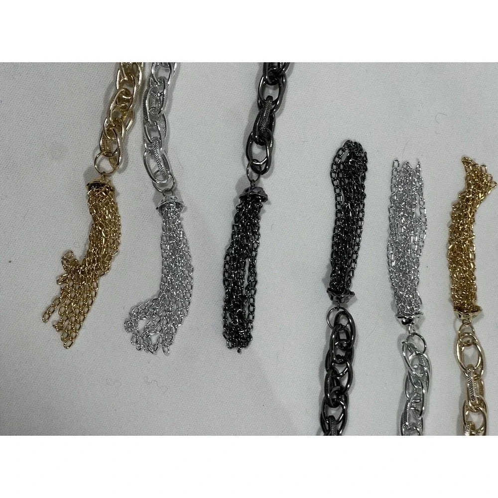 The Unbranded Brand triple chain